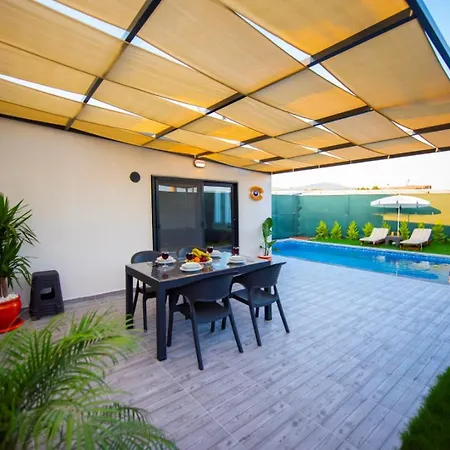 Star 4* Φετιγιέ